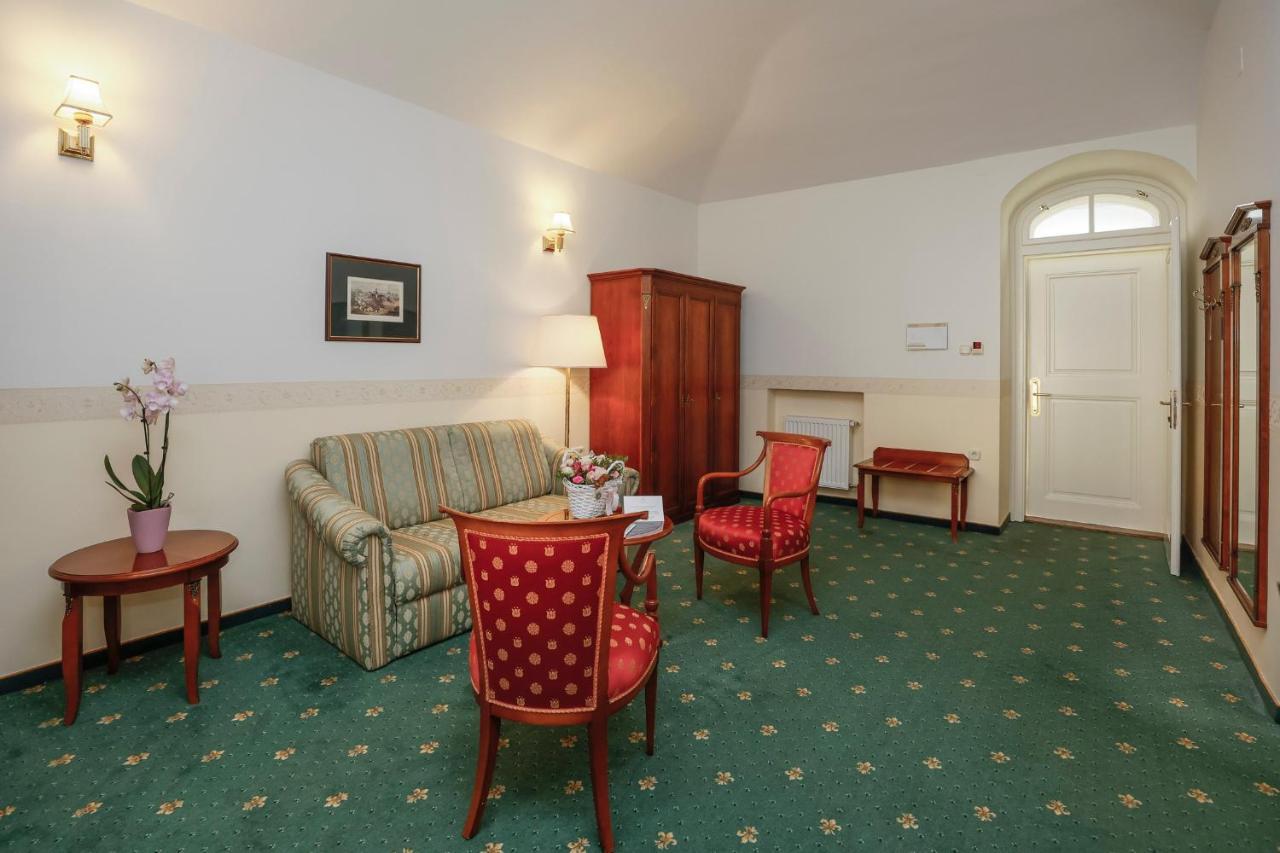 Hotel Szidonia Castle Röjtökmuzsaj Exteriér fotografie