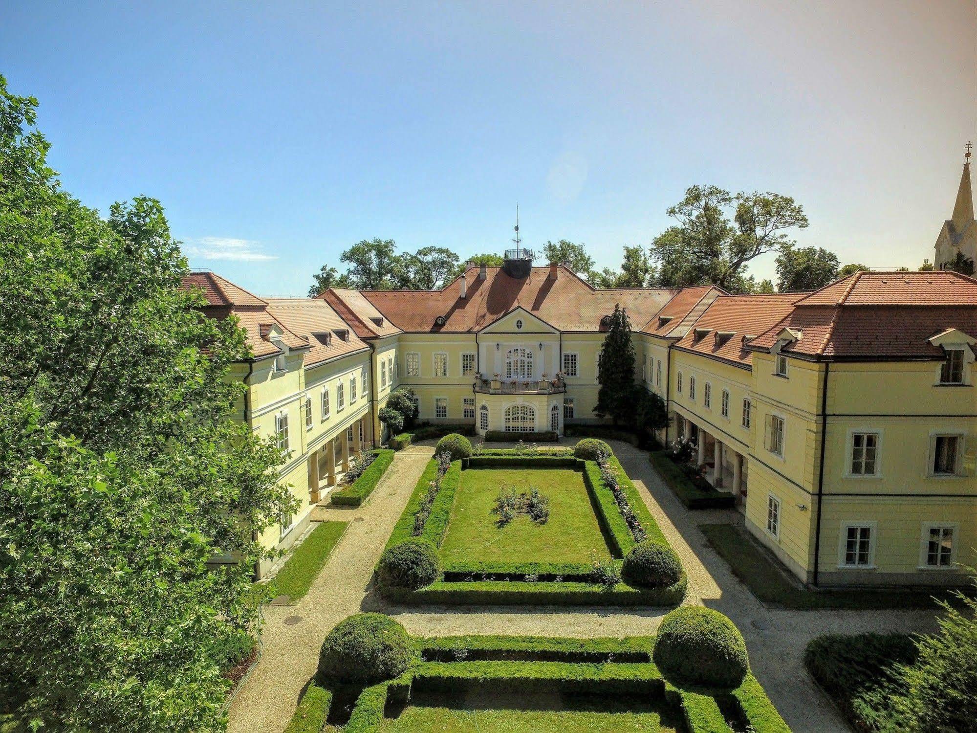 Hotel Szidonia Castle Röjtökmuzsaj Exteriér fotografie