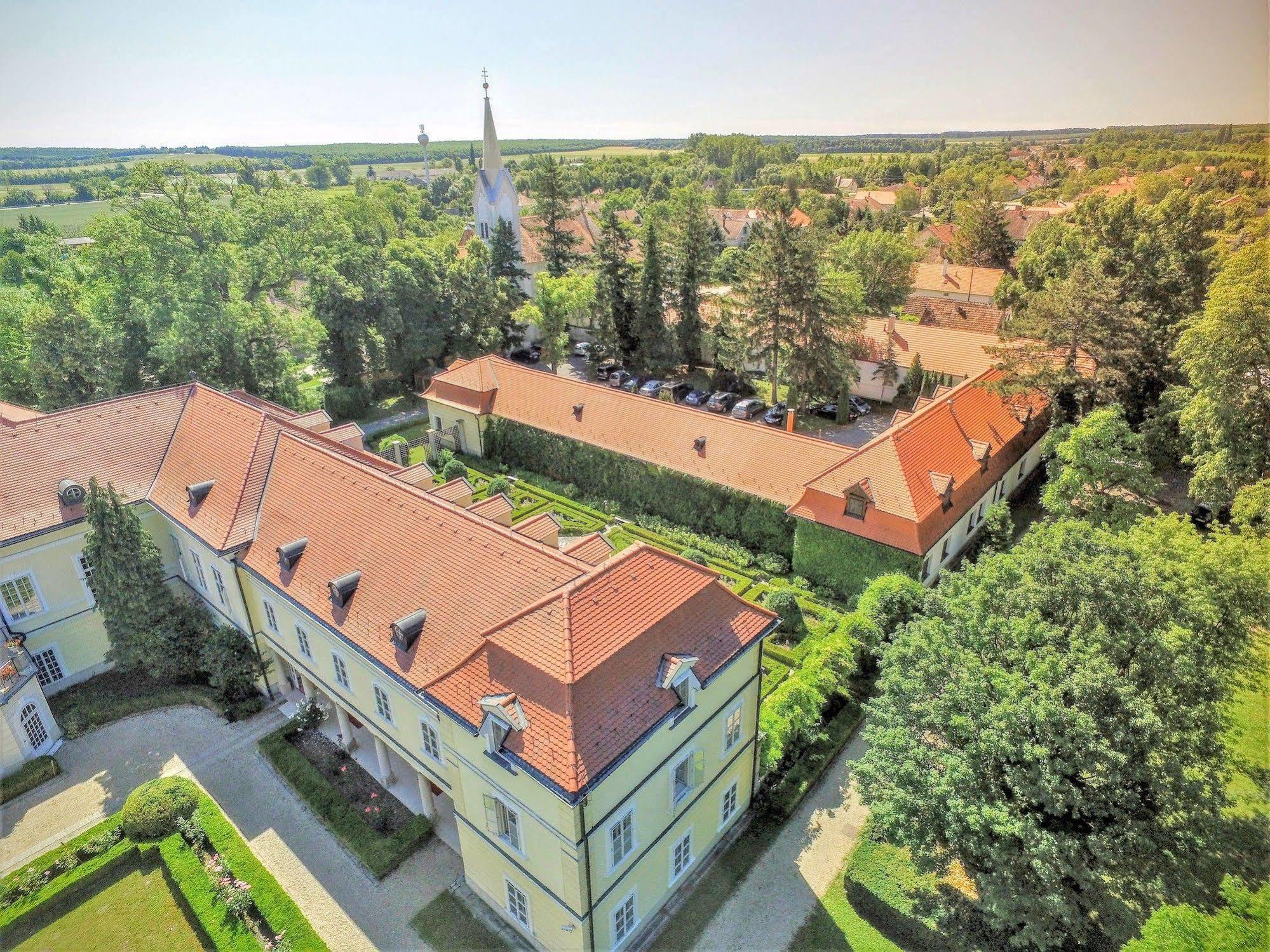 Hotel Szidonia Castle Röjtökmuzsaj Exteriér fotografie